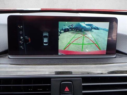 Used 2017 BMW 330i xDrive Sedan image 16