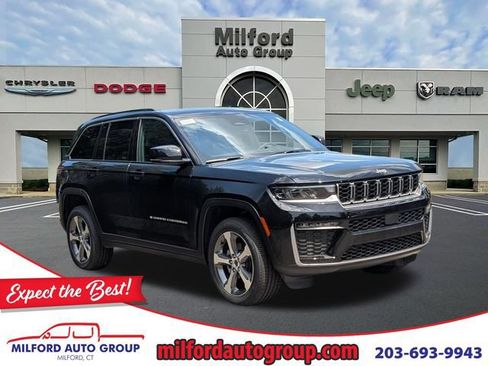 New 2026 Jeep Grand Cherokee Limited AWD/4WD image 1