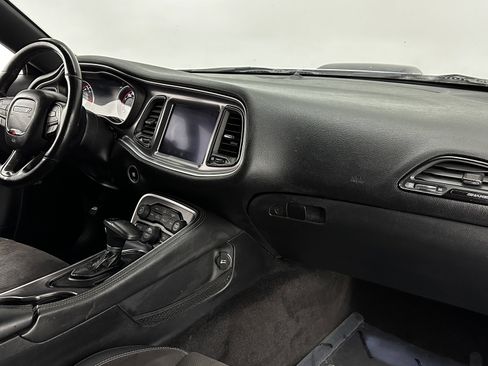 Used 2017 Dodge Challenger R/T Scat Pack image 27