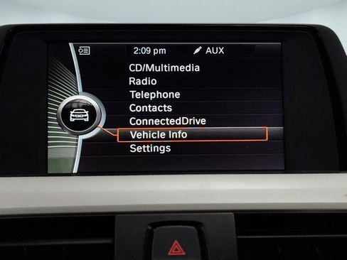 Used 2014 BMW 320i xDrive Sedan image 18