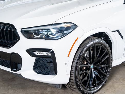 Used 2020 BMW X6 xDrive40i w/ M Sport Package image 12