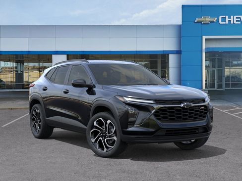 New 2026 Chevrolet Trax RS w/ Driver Confidence Package FWD image 8