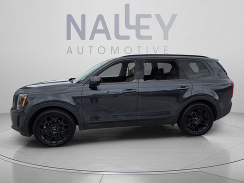 Used 2022 Kia Telluride SX w/ SX Prestige Package AWD/4WD image 2