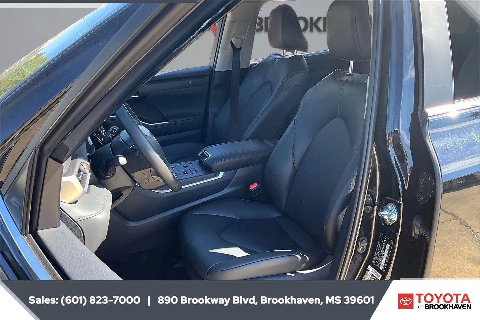 Used 2026 Toyota Highlander XLE AWD/4WD image 18