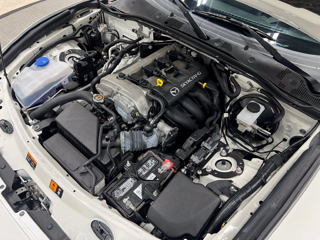 Used 2020 MAZDA MX-5 Miata RF Grand Touring RWD image 28