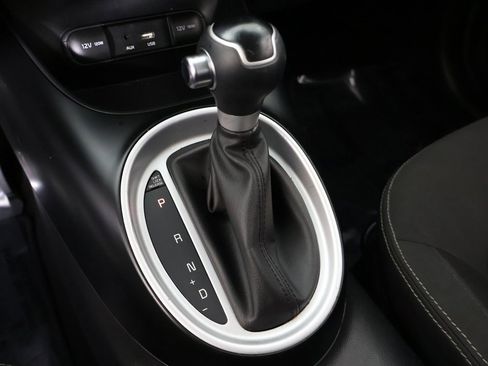 Used 2018 Kia Soul image 37