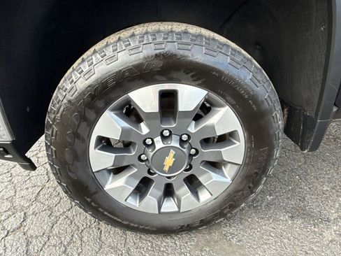 Certified 2024 Chevrolet Silverado 2500 LT w/ All Star Edition image 10
