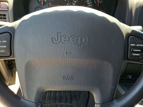 Used 2000 Jeep Grand Cherokee Laredo AWD/4WD image 17
