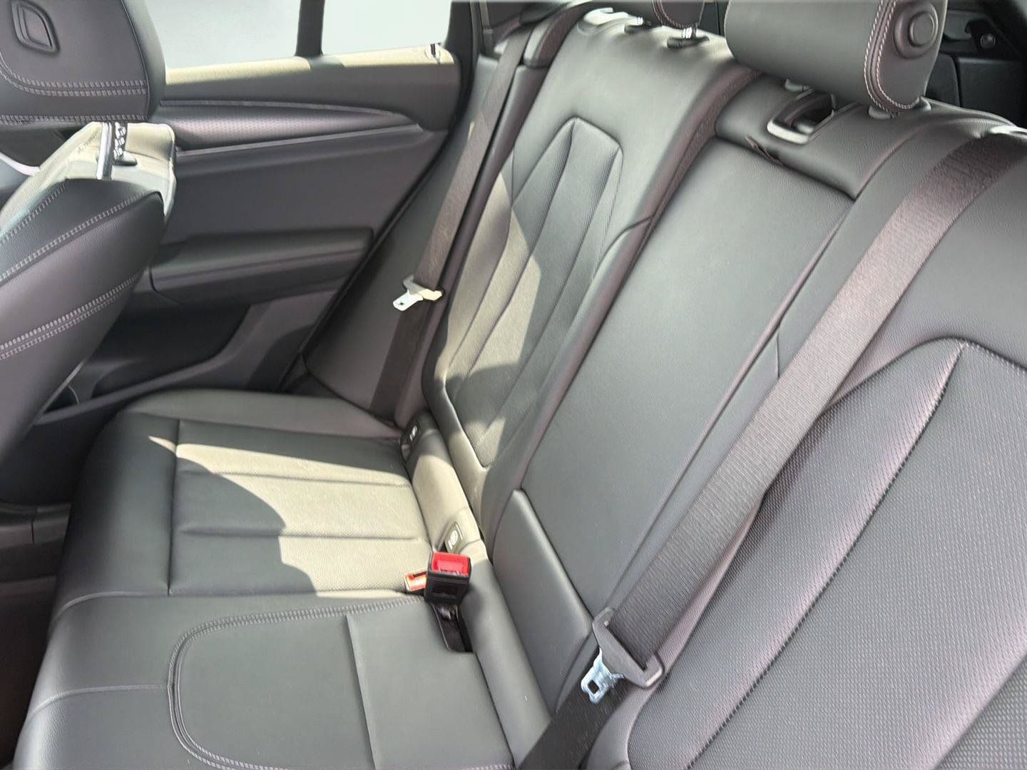 Used 2022 BMW X3 xDrive30i w/ M Sport Package 2 AWD/4WD image 28