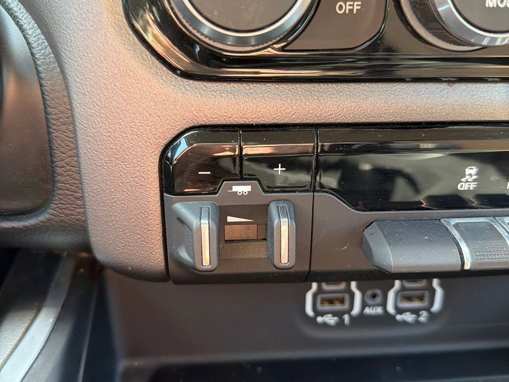 Used 2022 RAM 1500 Big Horn AWD/4WD image 24