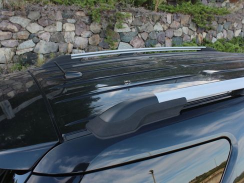 Used 2013 Ford Explorer XLT image 41