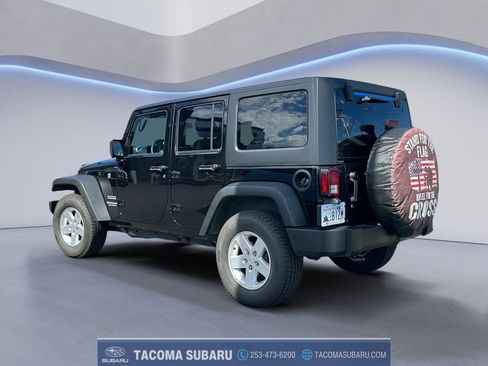Used 2017 Jeep Wrangler Unlimited Sport w/ Quick Order Package 24S AWD/4WD image 3