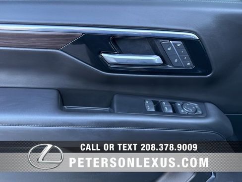 Used 2025 Chevrolet Tahoe LT w/ Comfort Package image 23