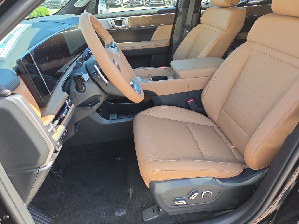 New 2027 Hyundai Santa Fe Limited FWD image 11