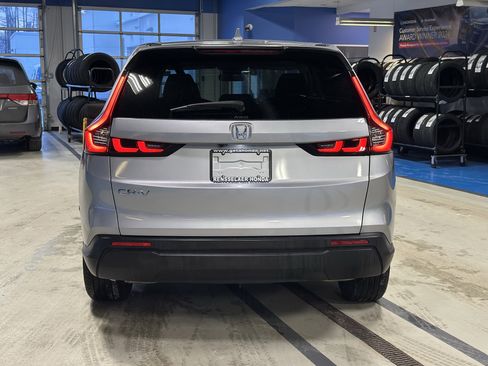 Used 2023 Honda CR-V EX image 5