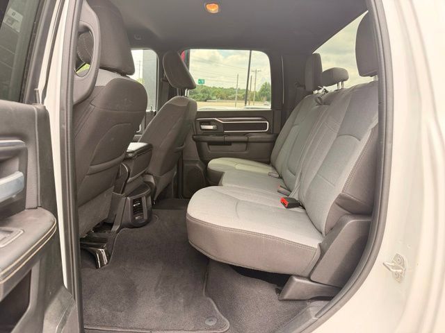 Used 2024 RAM 3500 Big Horn AWD/4WD image 13