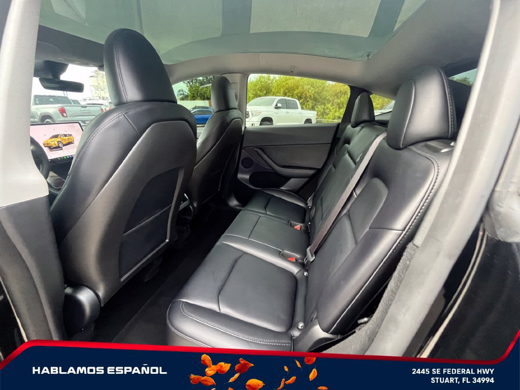 Used 2024 Tesla Model Y Long Range RWD image 12