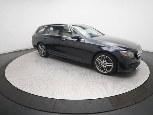 Used 2020 Mercedes-Benz E 450 4MATIC Wagon image 12