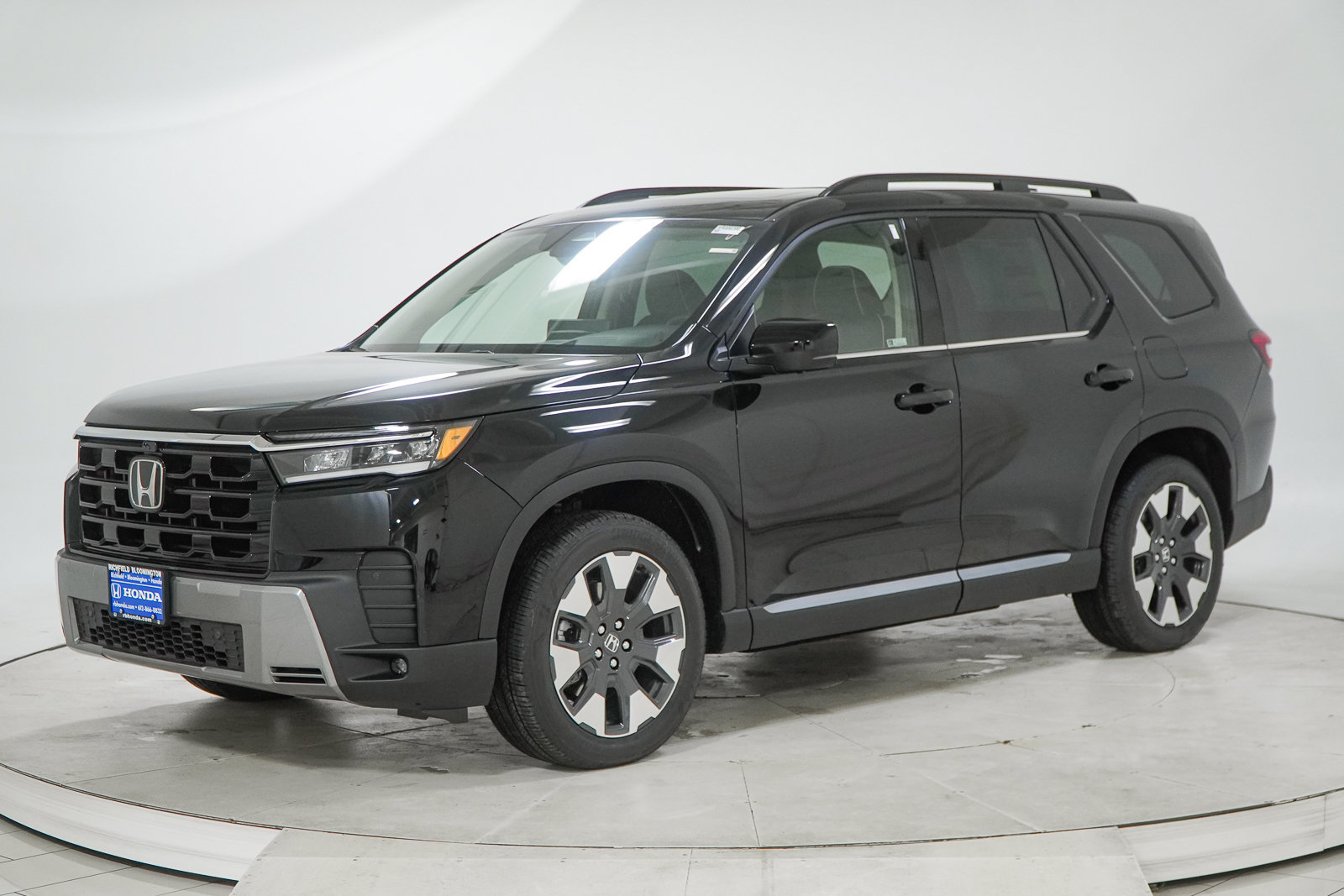 New 2026 Honda Pilot Elite image 3
