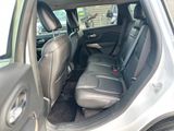 Used 2017 Jeep Cherokee Limited image 4