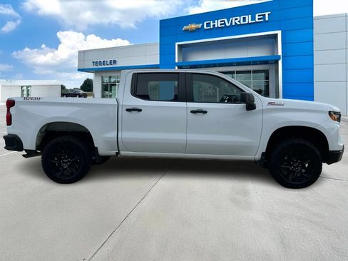 Used 2024 Chevrolet Silverado 1500 Custom Trail Boss AWD/4WD image 4