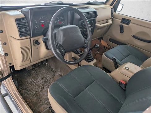 Used 1999 Jeep Wrangler Sahara image 9
