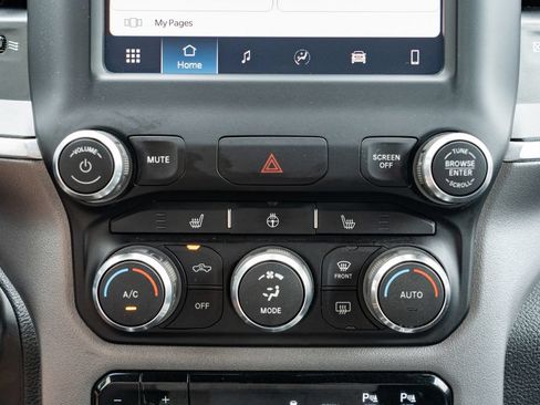 Used 2022 RAM 1500 Big Horn AWD/4WD image 19