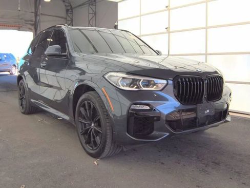 Used 2019 BMW X5 xDrive50i w/ M Sport Package image 2