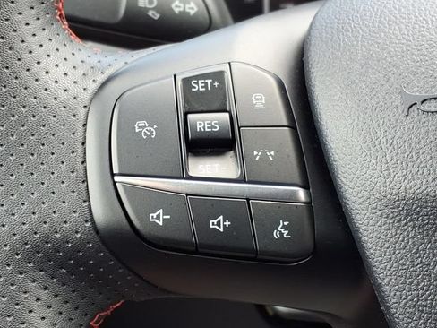 Used 2024 Ford Escape ST-Line w/ Tech Pack #1 AWD/4WD image 28