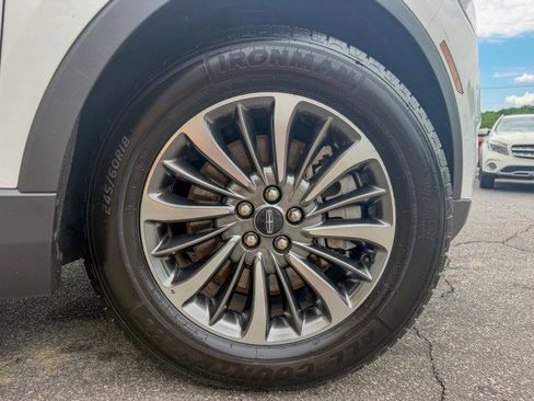 Used 2021 Lincoln Nautilus Reserve FWD image 24