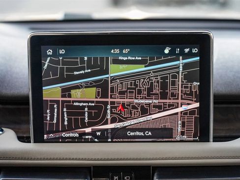 Certified 2023 Lincoln Aviator Reserve w/ Equipment Group 201A image 18