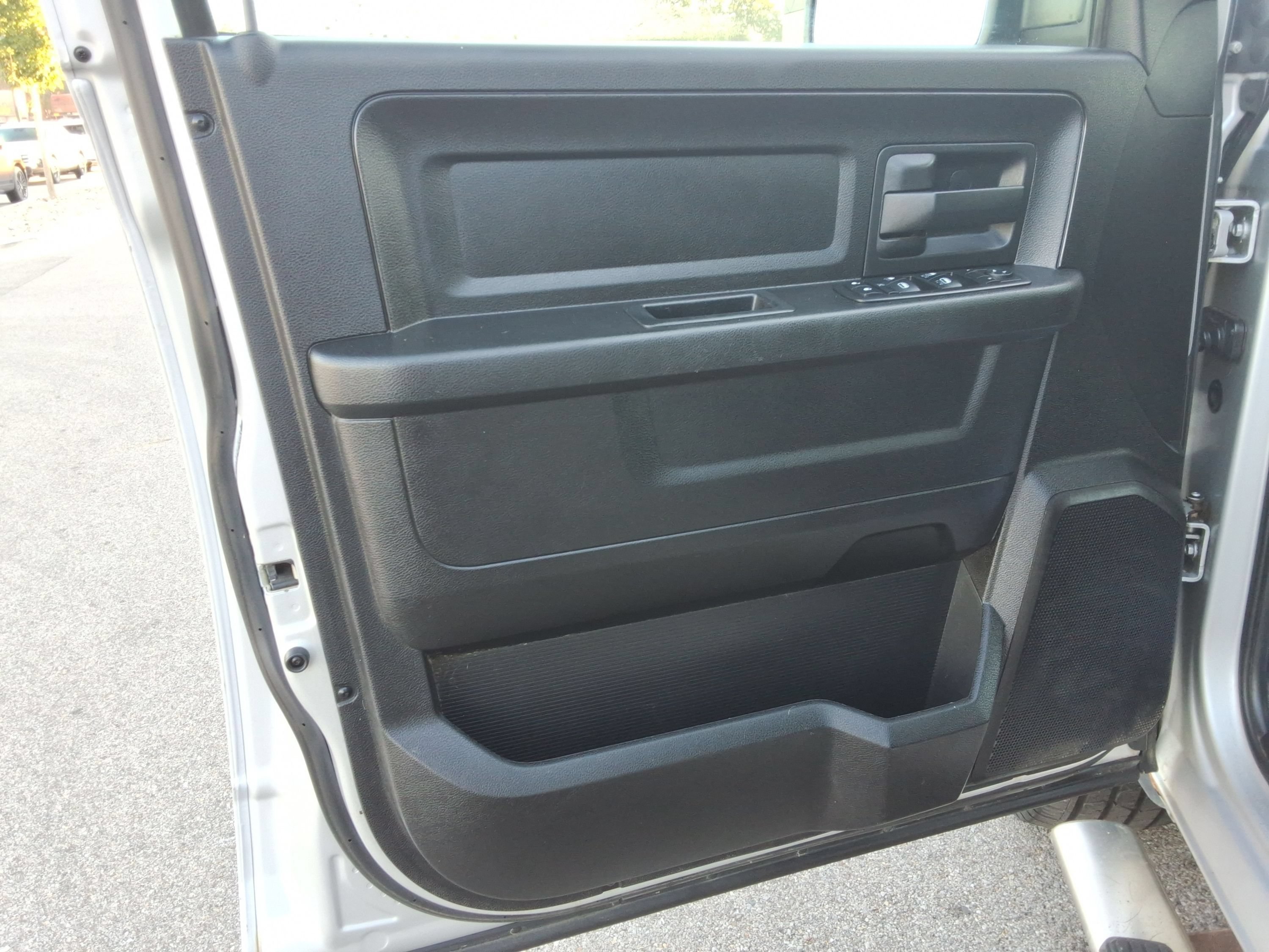 Used 2013 RAM 1500 Express AWD/4WD image 35