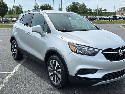Used 2022 Buick Encore Preferred w/ Safety Package AWD/4WD image 1