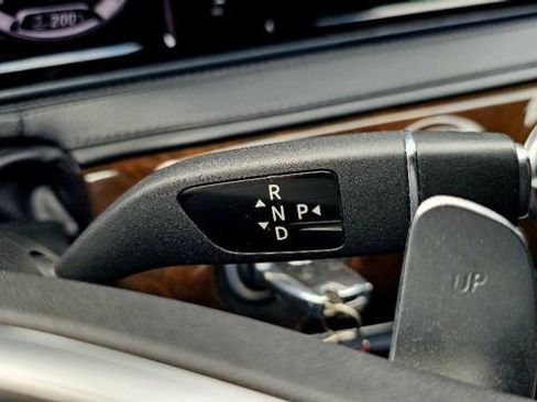 Used 2015 Mercedes-Benz S 63 AMG 4MATIC Sedan image 26