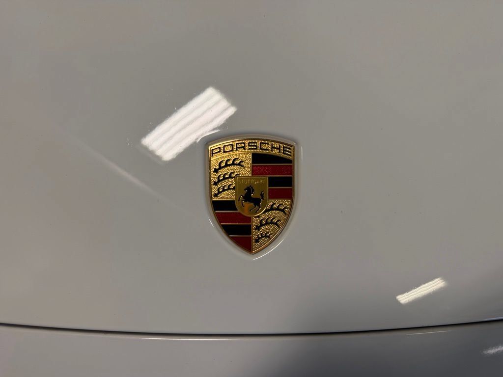 Certified 2023 Porsche Cayenne Platinum Edition AWD/4WD image 37