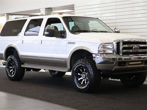 Used 2000 Ford Excursion Limited AWD/4WD image 2