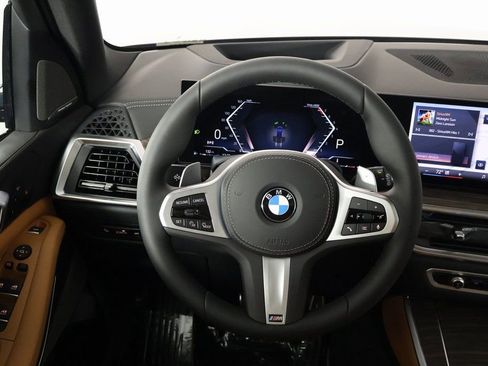 New 2026 BMW X5 xDrive40i w/ M Sport Package AWD/4WD image 3