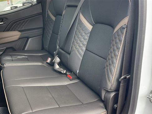 New 2026 GMC Canyon Denali image 14