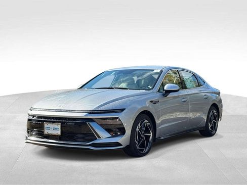 New 2026 Hyundai Sonata SEL image 2