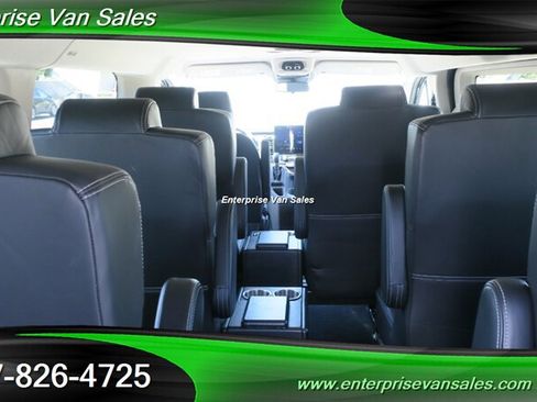 Used 2023 Ford Transit 350 XLT RWD image 13