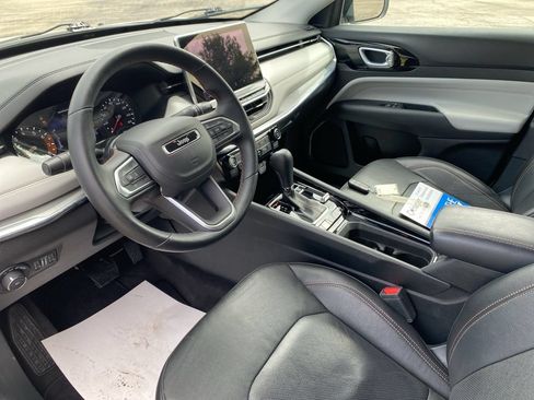 Used 2022 Jeep Compass Limited AWD/4WD image 21