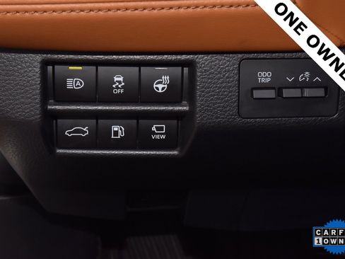 Used 2021 Toyota Avalon Limited w/ Advanced Safety Package image 31