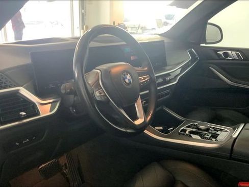 Used 2024 BMW X5 xDrive40i image 7