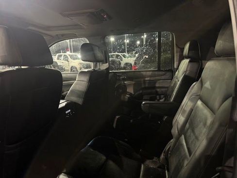 Used 2017 Chevrolet Suburban LT AWD/4WD image 14