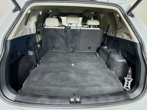 Used 2019 Volkswagen Tiguan SEL FWD image 31