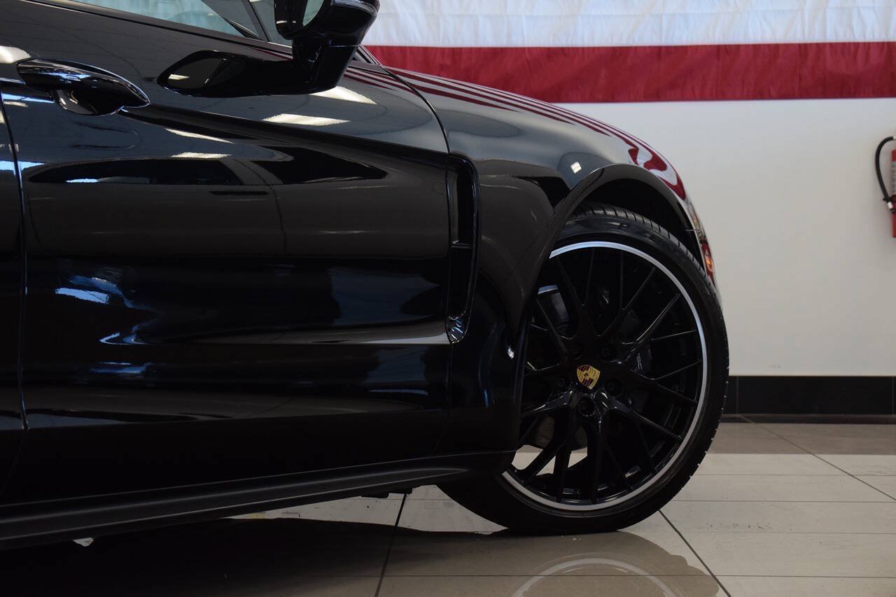 Used 2018 Porsche Panamera 4 AWD/4WD image 43