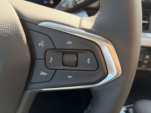 New 2026 Chevrolet Trax LT w/ Driver Confidence Package FWD image 11