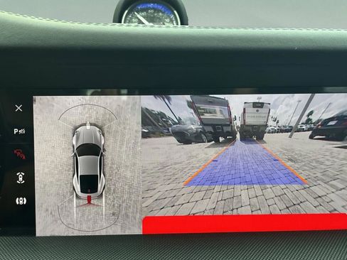 Used 2022 Porsche 911 Carrera image 22