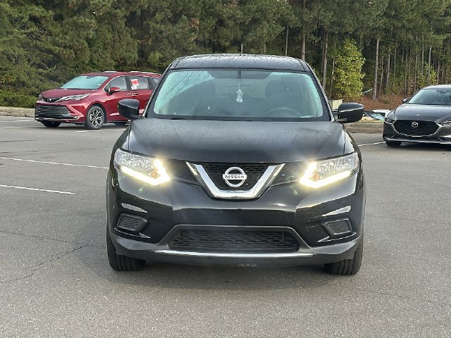 Used 2016 Nissan Rogue S FWD image 2