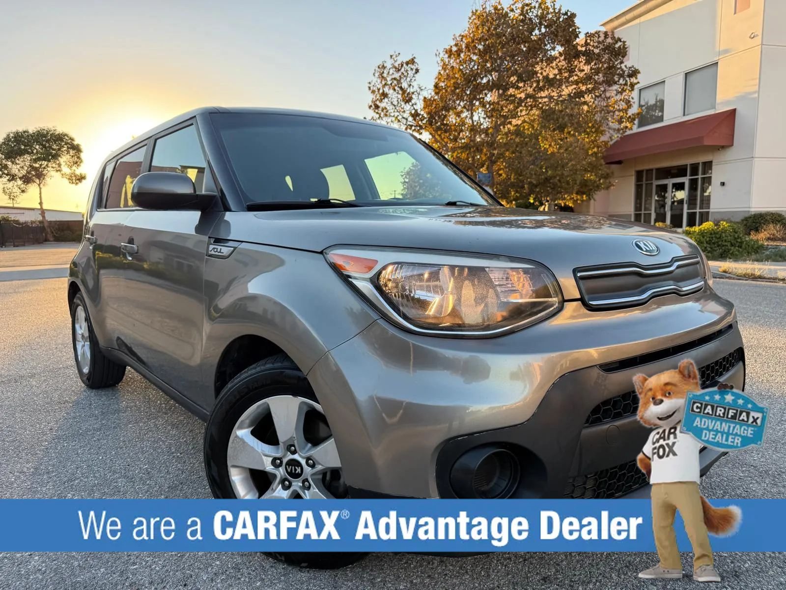 Used 2018 Kia Soul FWD image 1